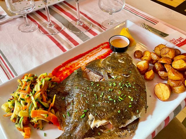 Restaurant Chez Margot Pêche du moment : turbot entier